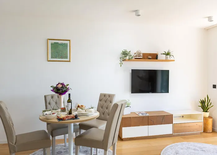 Victor Apartment *